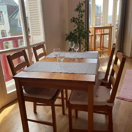 50m De La Plage, Apt. Dans La Francaise アパート
