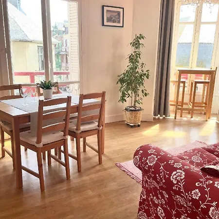 50m De La Plage, Apt. Dans La Francaise メール・レ・バン